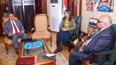 مساعد وزيرة الهجرة: نتطلع إلى تعزيز التعاون مع برنامج الغذاء العالمي في المبادرات الرئاسية