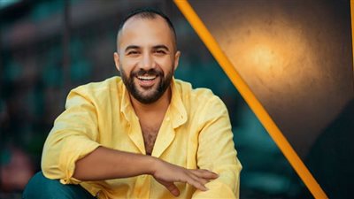 علي الألفي يحتفل بتعافيه من الاكتئاب