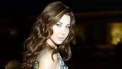 نانسي عجرم تقترب من الـ 5 مليون مشاهدة بـ 