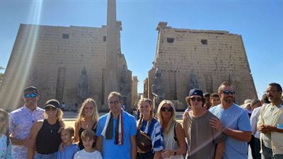 وزيرالسياحة والآثار يتابع التجهيزات النهائية الخاصة بفعالية 