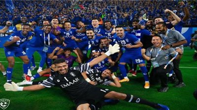 لحظة تتويج الهلال السعودي بلقب دوري أبطال آسيا الرابع في تاريخه (فيديو)