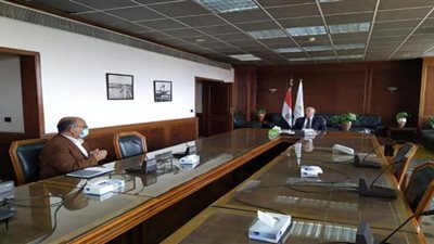 عبد العاطي يتابع تنفيذ الخطة الإستراتيجية لتأهيل وإحلال منشآت الري