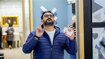 أكرم حسني يرث 104 ملايين جنيه في مكتوب عليّا