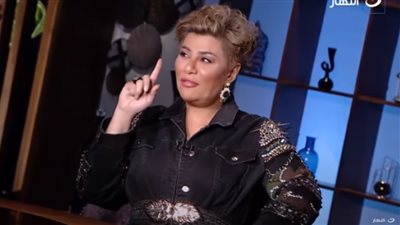 عيطت بشكل هستيري| مفيدة شيحة: رئيسة التليفزيون قالتلي إنتي تخينة ومتنفعيش تقدمي برامج (فيديو)