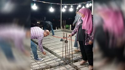 إزالة شدة خشبية مخالفة وفك حديد التسليح في بلبيس بالشرقية