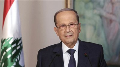 رئيس لبنان: البلاد تواجه أزمات مصطنعة لإحداث صراع سياسى