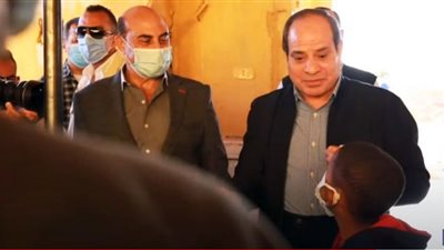 جابر الخواطر| السيسي يوافق على التقاط الصور مع أهالي أسوان