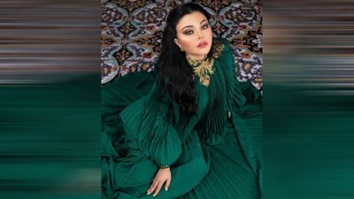 (صور) لن تصدق سعر عباءة هيفاء وهبي الرمضانية بأحدث ظهور لها