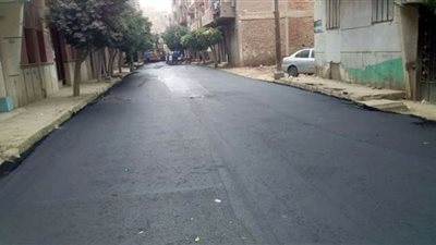 محافظ بني سويف يتابع مشروعات رصف 145 شارعا