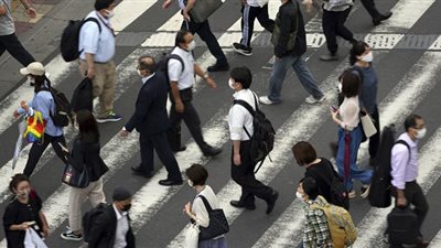 طوكيو تُخفف قيود التجمع المفروضة بسبب كورونا
