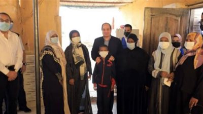 بعد تجديدها ضمن حياة كريمة| السيسي يتفقد وحدة طب أسرة قرية الشهامة بأسوان (فيديو)