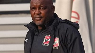 موسيماني يعلن قائمة الأهلي استعدادًا لمباراة الرجاء ‏