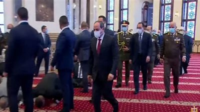 بحضور الرئيس السيسي.. شعائر صلاة الجمعة من مسجد المشير طنطاوي