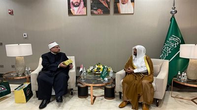 الأوقاف المصري ونظيره السعودي يناقشان أوجه التعاون المشترك