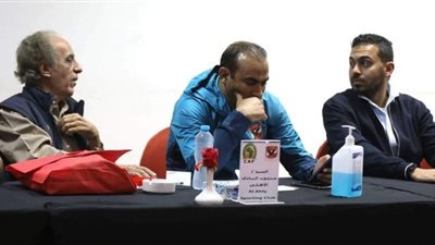 تفاصيل الاجتماع الفني لمباراة الأهلي والرجاء المغربي