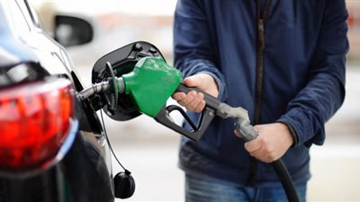 البترول عن تحريك أسعار البنزين: الزيادة كانت 80 قرشًا ولكن الدولة تراعي البُعد الاجتماعي
