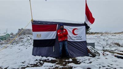 الهجرة تثمن جهود الشاب المصري