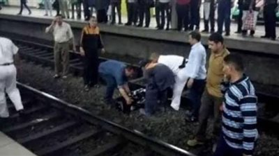 دفن جثة شخص صدمه قطار أثناء عبوره مزلقان بلتان بطوخ