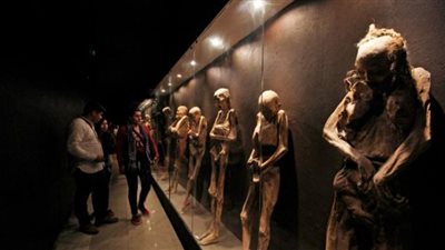 عمرها 800 عام.. العثور على مومياء مرعبة في بيرو