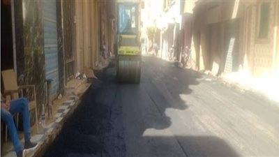 رصف 64 طريق بكفر الدوار وكوم حمادة بتكلفة 31مليون جنية