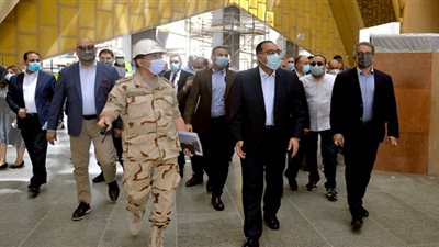 مدبولي يتفقد المتحف المصري الكبير لمتابعة الموقف التنفيذي لأعماله