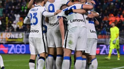 إنتر ميلان يهزم فينيزيا بثنائية في الدوري الايطالي