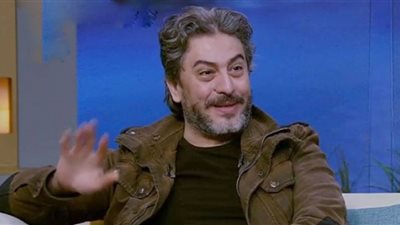 عز الأسطول يكشف سر الغناء باللغة المصرية القديمة في حفل افتتاح طريق الكباش (فيديو)