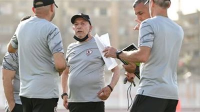 مران الزمالك.. فيريرا يعقد جلسة مع معاونيه
