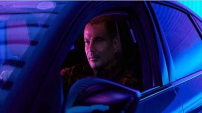 تعرف على صُنّاع أغنية عمرو دياب الجديدة 