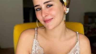 عائشة بن أحمد تهوس متابعيها بملامح ناعمة في 