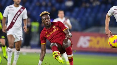 روما يفوز علي تورينو بهدف في الدوري الإيطالي