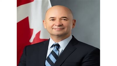 سفير كندا بالقاهرة يقع في غرام 