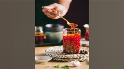 يحمي من أمراض القلب.. 5 فوائد صحية لا تعرفها لزيت الفلفل الحار