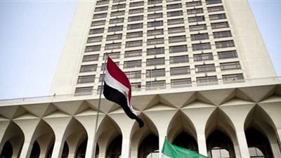 مصر تدين حرق اليمين المتطرف في السويد نسخًا من القرآن الكريم