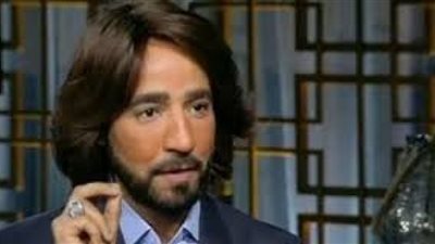 (فيديو) هاني البحيري: اختيارات دينا الشربيني في الفساتين لا تعجبني