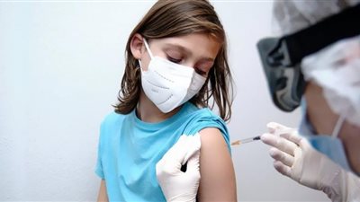 (فيديو).. الأمراض المؤجلة لحصول الأطفال على لقاح كورونا