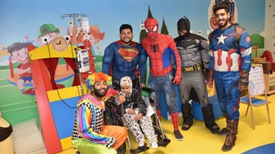 فريق أبطال ضد السرطان يرسمون البسمة على وجوه أطفال السرطان في الأقصر