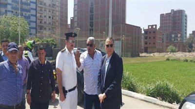 محافظ الشرقية يُشدد على الانتهاء من رصف طريق الرملية وشارع عمر بن الخطاب