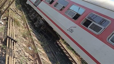 خروج عربة قطار عن مسارها بمحطة مشتول السوق