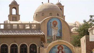 بدون حجز مسبق.. كهنة كنيسة القديسين في سوهاج يترأسون قداس الأربعاء