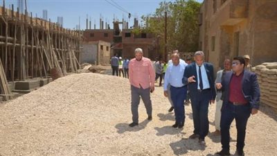 نائب محافظ بني سويف يتابع مشروعات مبادرة