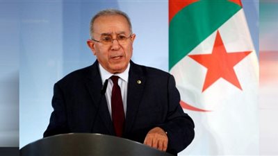 وزير الخارجية الجزائري: تبون يولي أهمية كبرى للشراكة الاستراتيجية مع الصين