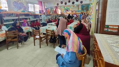 استبعاد معلمة بمدرسة تجريبية عن العمل لقيامها بتعنيف التلاميذ بالإسماعيلية