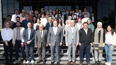 محافظ بني سويف يوجه بدعم مشروع تخرج طلاب كلية الفنون الجميلة بجامعة الإسكندرية