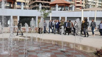 محافظ بني سويف يراجع الملاحظات النهائية بمشروع تطوير كورنيش النيل السفلي