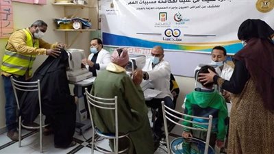توقيع الكشف الطبي على 813 مواطنًا بسوهاج