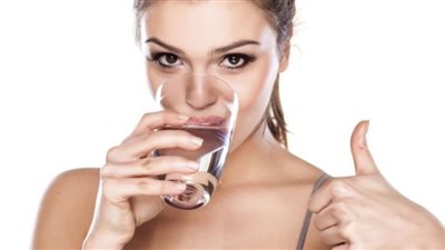 كارثة.. الإفراط في شُرب الماء يهدد بالوفاة في هذه الحالة