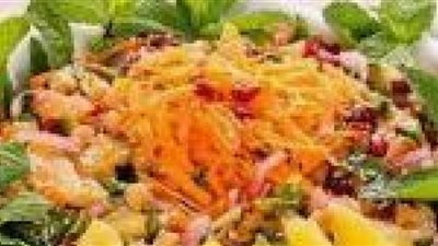 في دقيقة حضري سلطة الحمص والبرتقال