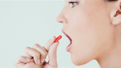 يقلل خطر الوفاة.. أول دواء أقراص لعلاج كورونا في العالم (تفاصيل)