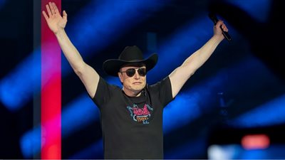 Elon Musk مستعد لاستثمار 15 مليار دولار لشراء Twitter